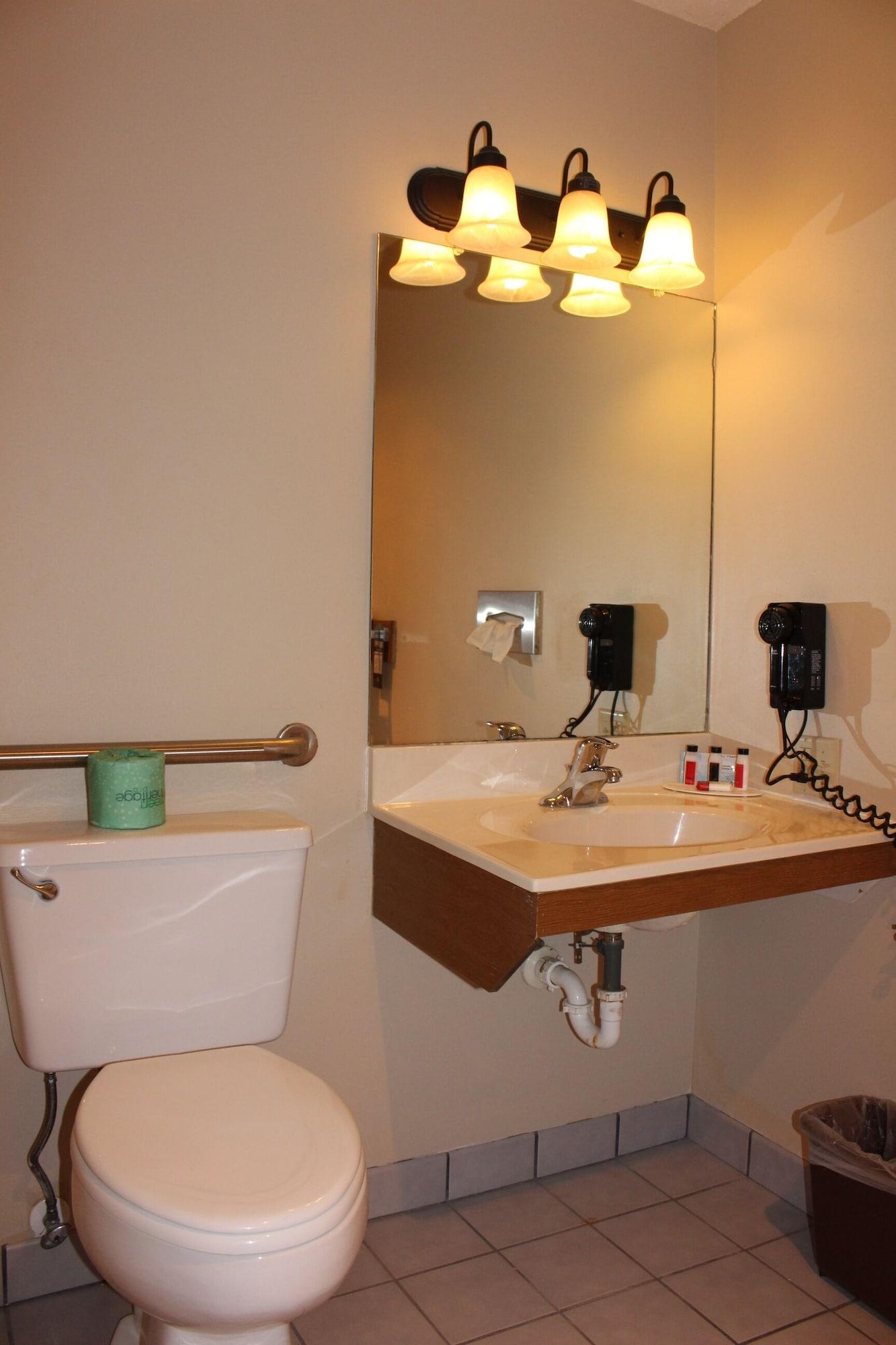 Hotel Super 8 By Wyndham Chamberlain Sd Esterno foto